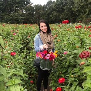 Meet your Posher, Alison